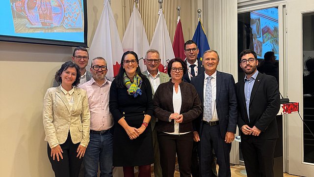 © Euregio Vorstellung Fit4Co CBO in der Gemeinsamen Vertretung der Euregio Tirol-Südtirol-Trentino