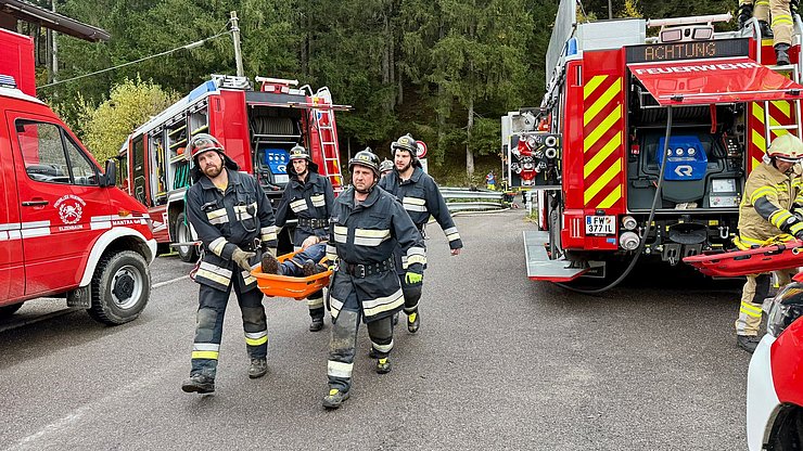 Auch zahlreiche Freiwillige Feuerwehren waren an der Großübung Eurex.24 beteiligt 