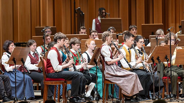 I giovani musicisti dell'Euregio Tirolo-Alto Adige-Trentino hanno concluso l'intensa settimana di prove con tre concerti in Trentino, Alto Adige (nella foto a Dobbiaco) e Tirolo.