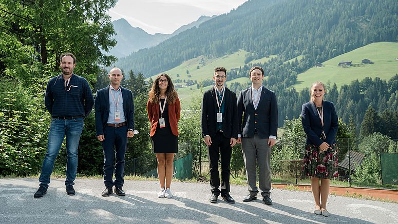 Foto di gruppo dei vincitori