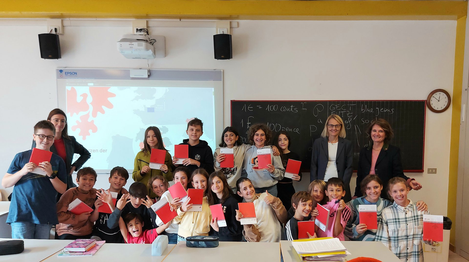 © Euregio Projekt "EuregioIncontraLeScuole" an der Grundschule in Cognola im Jahr 2023