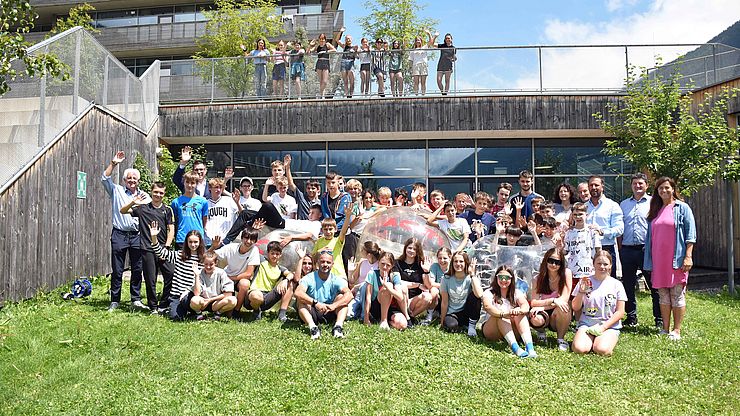 Divertimento e gioco, natura e cultura sono al centro dell'attenzione all'EuregioSportCamp di Neustift, nello Stubaital in Tirolo.