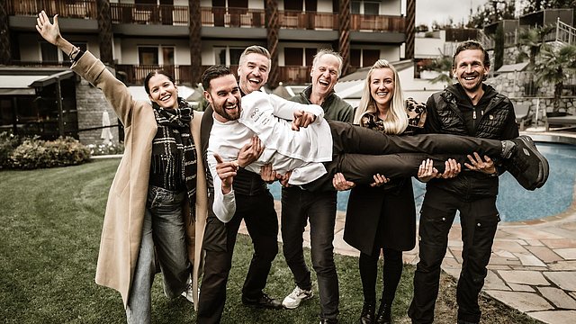 © Die Bildartisten Als Mitinitiator der Plattform „A gmahnte Wiesn“ setzt sich Roland Hanny für die Sichtbarkeit regionaler Produkte ein.