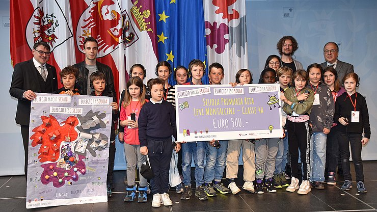 La classe 4A della Scuola Primaria Rita Levi Montalcini (Trentino)