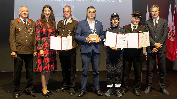 Als grenzüberschreitendes Euregio-Projekt wurde heuer jenes der Feuerwehrjugend mit dem Titel Feuerwehrjugend – Leistungsbewerb der Alpenregionen prämiert