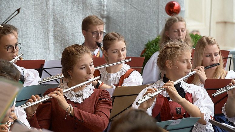 Giovani musicisti dell'orchestra giovanili di fiati dell'Euregio nel 2019