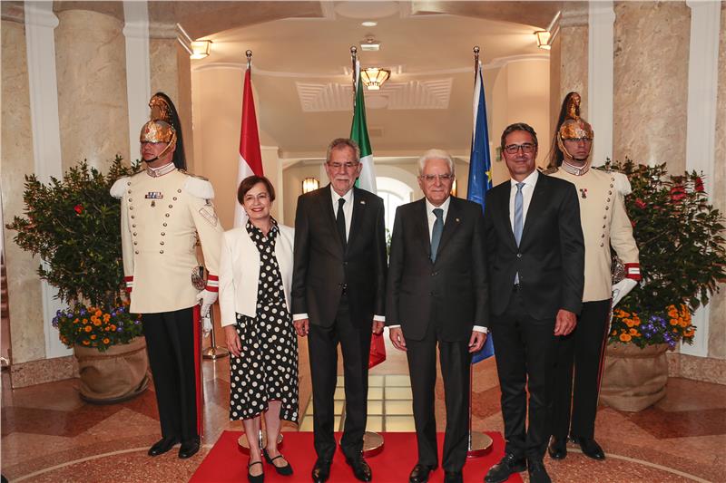 Festakt 25 Jahre Streitbeilegung mit Staatspräsident Sergio Mattarella und Bundespräsident Alexander van der Bellen im Kurhaus Meran am 11. Juni 2017